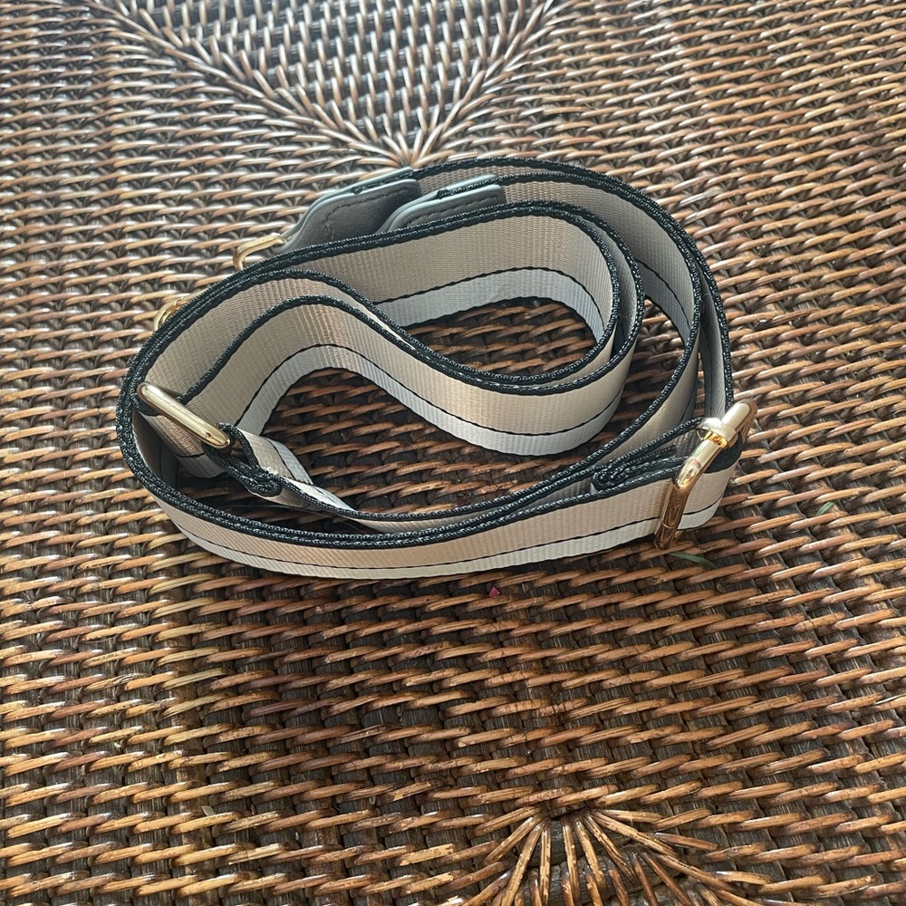 Gold and silver Adjustable Strap with Gold Hardware NWOT - Picture 5 of 7